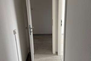 4-Raum Wohnung mit Balkon & Dusche, EBK möglich – Bernsdorfer Str. 164, 9126 Bernsdorf, Chemnitz – Vorschaubild 6