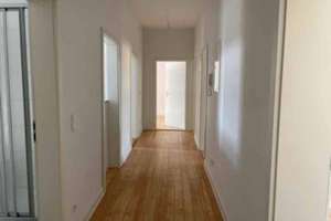 Sanierte Altbauwohnung mit Dielenböden und großem Balkon in herrschaftlichem Altbau! – 68159 Innenstadt/Jungbusch, Mannheim – Vorschaubild 12
