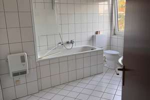 Nähe Folkwang Museum und Rüttenscheider Strasse. Hübsche DG-Wohnung. Garage möglich. – Demrathkamp 5, 45130 Rüttenscheid, Essen – Vorschaubild 8
