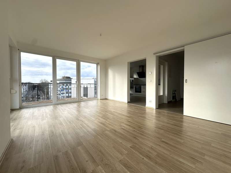 Wohnzimmer - Ansicht 2.jpg