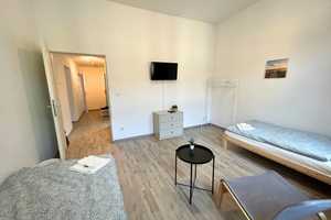 Möblierte 3-Zimmer-Wohnung mit geräumiger Küche, geeignet für Monteure, Pauschalmiete – Duisburg – Vorschaubild 6
