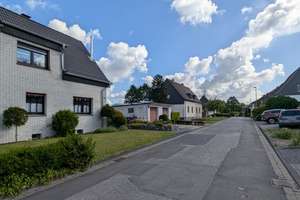 Doppelhaushälfte mit großem Grundstück in guter Wohnlage von Duisburg-Bergheim – Die vollständige Adresse der Immobilie erhältst du vom Anbieter., 47228 Bergheim, Duisburg – Vorschaubild 17