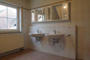 Einfamilienhaus in ruhiger sonniger Lage mit 5 Zimmern und Garage in Muhr am See – Die vollständige Adresse der Immobilie erhältst du vom Anbieter., 91735 Muhr am See – Vorschaubild 8