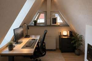 Maisonette-Highlight: Helle 2,5-Zi Wohnung 74m² in Zuffenhausen mit EBK, Carport optional – Langobardenstraße 7, 70435 Zuffenhausen-Hohenstein, Stuttgart – Vorschaubild 3