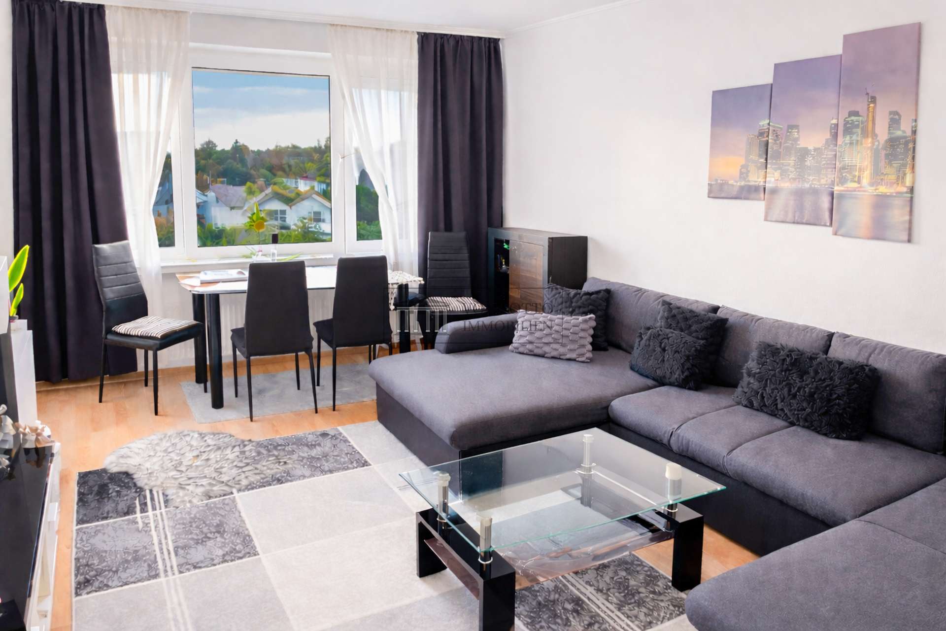 Wohlfühlen mit Balkon & Zukunftspotenzial in begehrter Lage!, Bremen – Bild 1