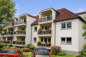 Wunderschöne Dachgeschosswohnung mit Aufzug, 2 Balkonen und Tiefgarage