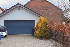 Ihr neues Zuhause! Attraktives EFH mit Doppelgarage und Carport in ruhiger Lage *PROVISIONSFREI* – Schwalm-Eder-Kreis – Vorschaubild 2