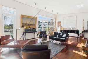 Penthouse mit Aufzug & TG-Stellplatz in Bayenthal