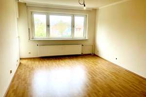 Sonnige 3-Zimmer-Wohnung mit Balkon, Einbauküche und Stellplatz – Die vollständige Adresse der Immobilie erhältst du vom Anbieter., 14167 Zehlendorf, Berlin – Vorschaubild 4