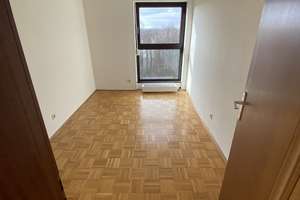 SEEBAUER | 4 Zi. Dachterrasse Maisonette in Aubing - hell und ruhig - Bad mit Fenster – Überlinger Weg 8, 81243 Aubing-Süd, München – Vorschaubild 10