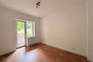Moderne und renovierte 1,5 Raum-Wohnung mit Balkon – Niebuhrstr. 23, 45144 Frohnhausen, Essen – Vorschaubild 9