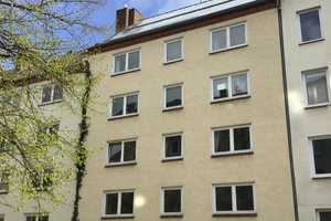 Individuelle Wohnung am Südfriedhof ab sofort zu vermieten! – Dubenhorst 8, 24114 Kiel – Vorschaubild 1