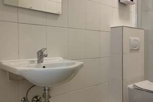 ***  Modernes 1-Zimmer-Apartment in zentraler Lage *** – Sattlerstr 4, 42105 Elberfeld, Wuppertal – Vorschaubild 2