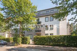 Sonnige Stadtwohnung mit eigenem Garten!