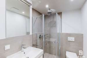 Mittendrin in Bornheim! 2-Zimmer-Wohnung mit EBK – Eichwaldstraße 68, 60385 Bornheim, Frankfurt am Main – Vorschaubild 5