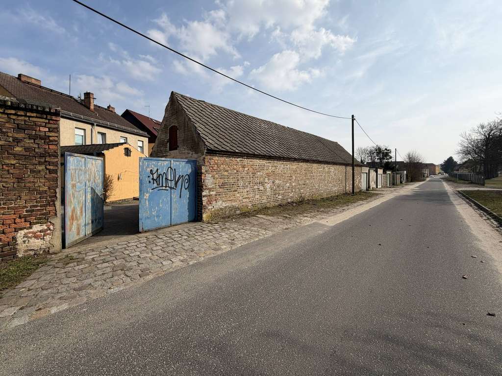 Immobilie in Luckenwalde - Kleines Mehrfamilienhaus mit 3 Einheiten, nahe dem Bahnhof und mit Ausbaupotential, 5,1 % Rendite - Bild 3