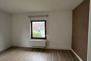 3-Zimmer-Wohnung in Stuttgart-Luginsland – ca. 80 m² in ruhiger & idyllischer Lage – Die vollständige Adresse der Immobilie erhältst du vom Anbieter., 70327 Flohberg, Stuttgart – Vorschaubild 7