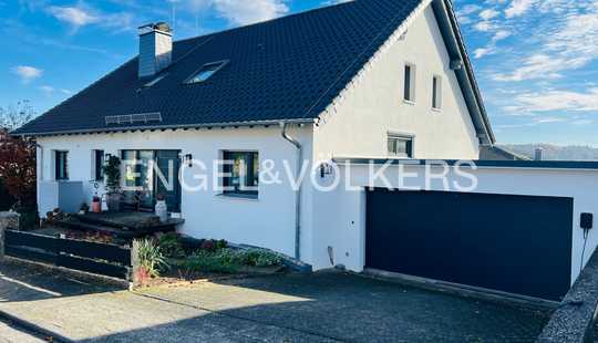 Bild von Wohntraum für die große Familie - modern, energieeffizient, bezugsfertig