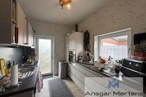 (M)EIN Zweifamilienhaus in MG-Kothausen
Wohnlichkeit auf ca. 120 m² inkl. Doppelgarage & Gartenoase – Kothausen 38, 41179 Rheindahlen-Land, Mönchengladbach – Vorschaubild 9