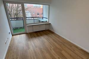 Helle möblierte 1-Zimmer Wohnung mit Balkon in Sendling-Westpark, Nähe U-Bahn – Martin-Behaim-Straße 7, 81373 Land in Sonne, München – Vorschaubild 1