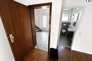 Bonn-Beuel: Dreifamilienhaus mit Garten, Garagen und sofort vermietbarer EG-Wohnung – Die vollständige Adresse der Immobilie erhältst du vom Anbieter., 53225 Limperich, Bonn – Vorschaubild 14