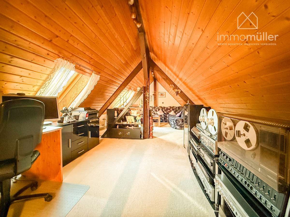 Immobilie in Altleiningen - Viel Wohnraum für die Familie! - Bild 12