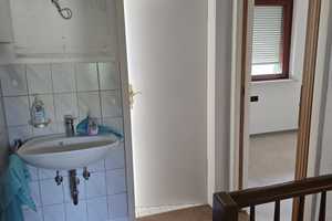 Sanierungsbedürftiges Reihenmittelhaus in ruhiger Lage von Kirchheim unter Teck zu verkaufen! – Esslingen (Kreis) – Vorschaubild 12