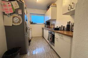 Charmante 3-Zimmer-Wohnung mit Balkon – Solide Kapitalanlage oder komfortables Zuhause – Die vollständige Adresse der Immobilie erhältst du vom Anbieter., 24109 Mettenhof, Kiel – Vorschaubild 3