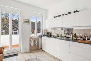 Top Lage! Portfolio aus drei Altbau - Wohnungen im 3.OG in bester Lage von Hannover Südstadt – Die vollständige Adresse der Immobilie erhältst du vom Anbieter., 30171 Südstadt, Hannover – Vorschaubild 3