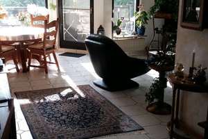 Eigentumswohnung ca. 99Qm, 4 Zimmer, 2 Bäder, Garage, Balkon, Sackgasse, direkt am Wald gelegen