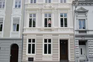 Wohnen mit Flair - Schöne Dachgeschosswohnung im Denkmalobjekt! – Viersener Straße 86, 41061 Am Wasserturm, Mönchengladbach – Vorschaubild 2