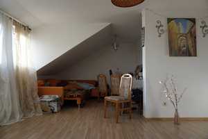 ALTBAU-WOHNUNG (DG) FÜR NEUE MIETER MIT JUNGEN IDEEN! – Magdeburger Allee 108, 99086 Erfurt – Vorschaubild 5