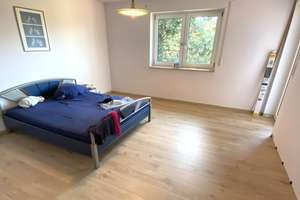 facettenreiches großzügiges 3 Familien-Haus mit Fernsicht und ruhiger Hanglage … – Die vollständige Adresse der Immobilie erhältst du vom Anbieter., 89361 Landensberg – Vorschaubild 7