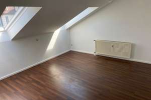 Helle 3 Zimmer Wohnung mit TG Stellplatz & EK sofort verfügbar  – Kelterstraße 64, 75179 Nordstadt, Pforzheim – Vorschaubild 4