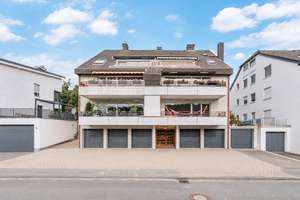 Wohnen mit Panorama: Dachgeschosswohnung in naturnaher Lage!
