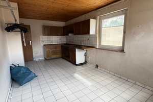 Geräumiges günstiges 8-Zimmer-Einfamilienhaus in – Baarsen 9, 31812 Hameln-Pyrmont (Kreis) – Vorschaubild 17