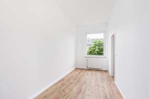 Leben in einer renovierten 3-Zimmer Wohnung mit Balkon – Die vollständige Adresse der Immobilie erhältst du vom Anbieter., 40225 Bilk, Düsseldorf – Vorschaubild 6