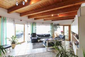 Zögern Sie nicht: Großzügiges EFH mit Garten und 2 Garagenstellplätzen mit guter Anbindung – Tuttlingen (Kreis) – Vorschaubild 3