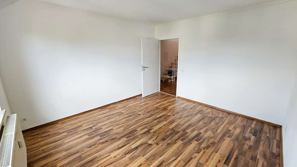 Immobilie in Machern - Moderne 4 Zimmer Maisonettewohnung mit EBK im schönen Machern - Bild 6