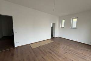 Helle 3-Zimmer-Erdgeschosswohnung in Mönchengladbach - Zentrum – Die vollständige Adresse der Immobilie erhältst du vom Anbieter., 41065 Gladbach, Mönchengladbach – Vorschaubild 4