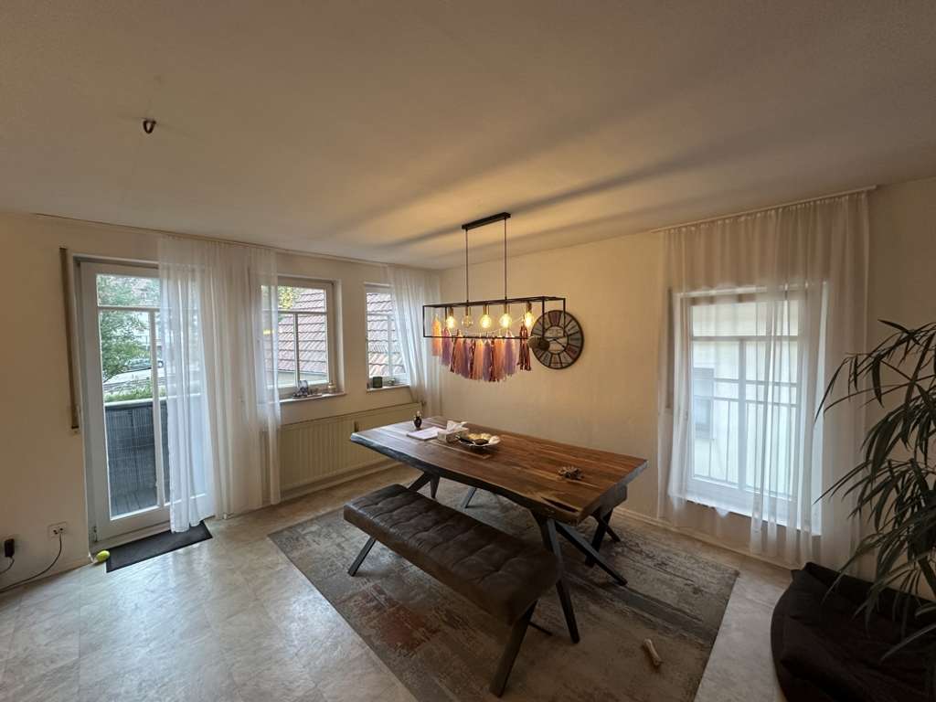 Immobilie in Brackenheim - Zentrale 4-Zimmer-Wohnung im Herzen von Brackenheim - Bild 0