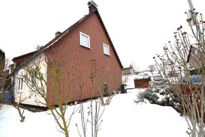 Die Südsee vor der Tür + + REH in Braunschweig + + für Singles und Paare + + 2 Garagen + + Kellerrau – Die vollständige Adresse der Immobilie erhältst du vom Anbieter., 38122 Westliches Ringgebiet, Braunschweig – Vorschaubild 1