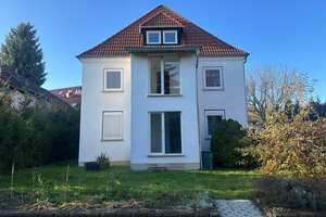 Ruhige 4-Zimmer-Wohnung mit Wintergarten, Einbauküche und Garten an der EGA! WG-geeignet