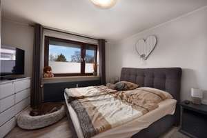 Kernsanierte 3-Zimmer-Wohnung mit neuem Bad, neuer Küche, Loggia, Garage und Stellplatz in Appen – Die vollständige Adresse der Immobilie erhältst du vom Anbieter., 25482 Appen – Vorschaubild 12