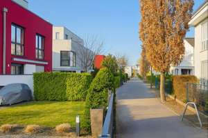 Großzügige Doppelhaushälfte mit Garten & Dachterrasse – Wohnen am Schlachtensee – Die vollständige Adresse der Immobilie erhältst du vom Anbieter., 14129 Zehlendorf, Berlin – Vorschaubild 2