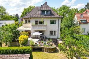 Mehrgenerationen-Traum: 3-Parteien Mehrfamilienhaus in Lichterfelde mit viel Entwicklungspotenzial – Die vollständige Adresse der Immobilie erhältst du vom Anbieter., 14167 Lichterfelde, Berlin – Vorschaubild 40