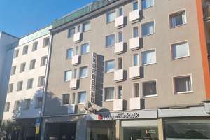 Helle 1-Zimmer Wohnung mit Balkon im 5. OG in Köln Mülheim