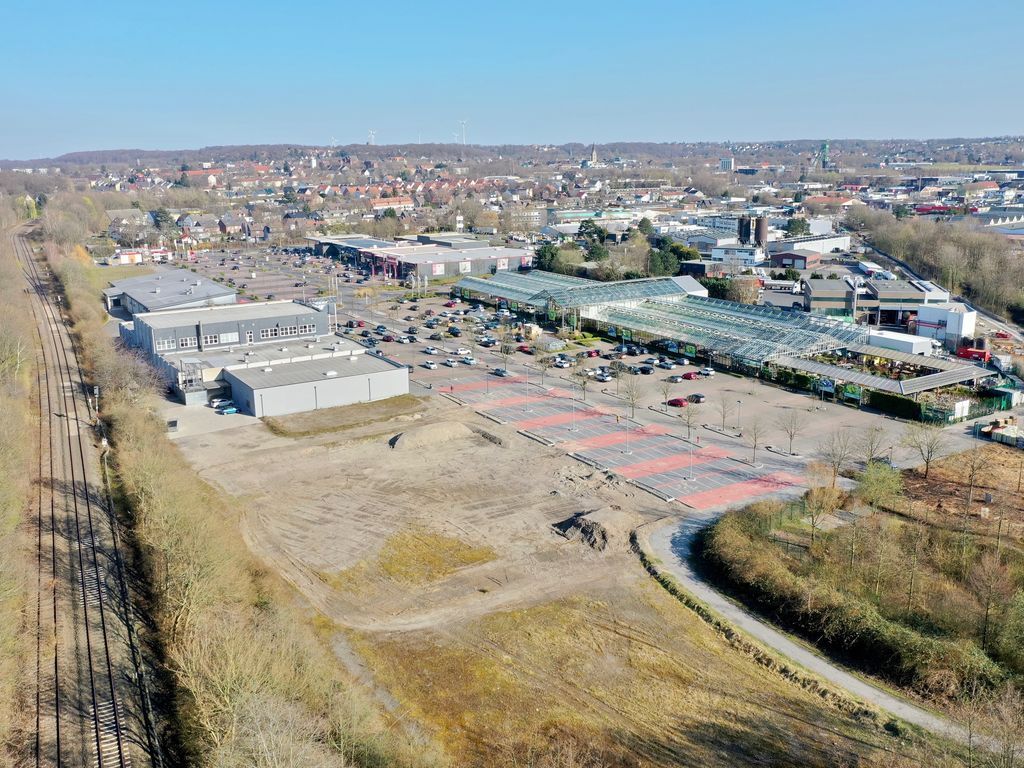 TOPLage im modernen FMZ Attraktives ca. 5.500 qm Grundstück, Neubau