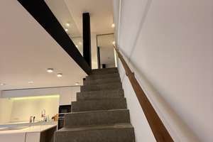 Luxuriöse 3-Zimmer Wohnung mit eigenem Garten in Düsseldorf-Oberkassel – 40545 Oberkassel, Düsseldorf – Vorschaubild 2