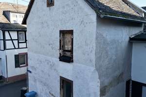 Zwei Wohnhäuser mit Garage zum Verkauf in Koblenz-Lay – Die vollständige Adresse der Immobilie erhältst du vom Anbieter., 56073 Lay, Koblenz – Vorschaubild 3